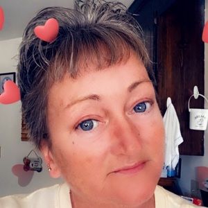 Meet your Posher, Joann